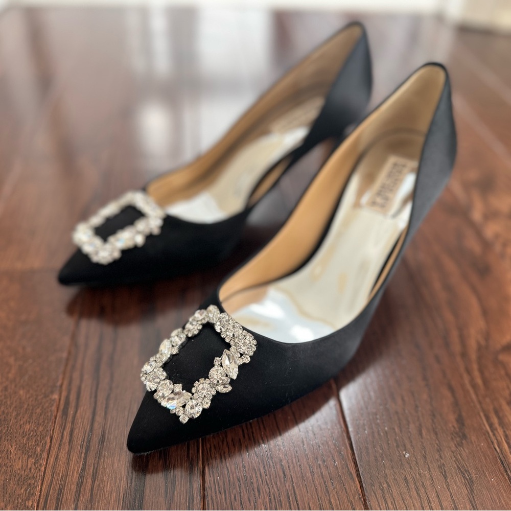 Badgley Mischka Carrie Crystal Embellished Heels 8.5 US Never worn